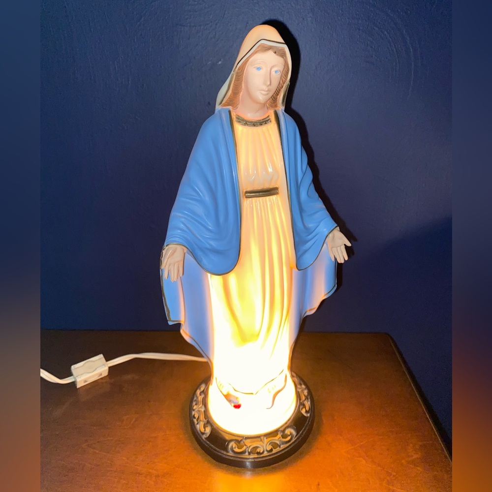 Vintage Virgin Mary Light Up Religious Collectible Figurine